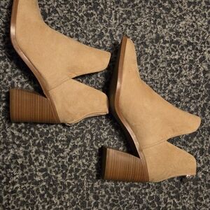 SHEIN Camel Ankle Booties
